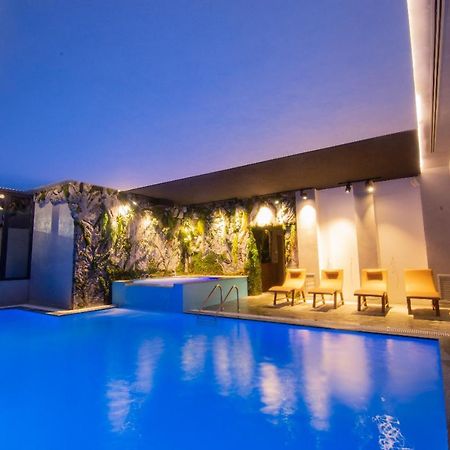 Hotel Kocibelli Pool & Spa Korce Buitenkant foto