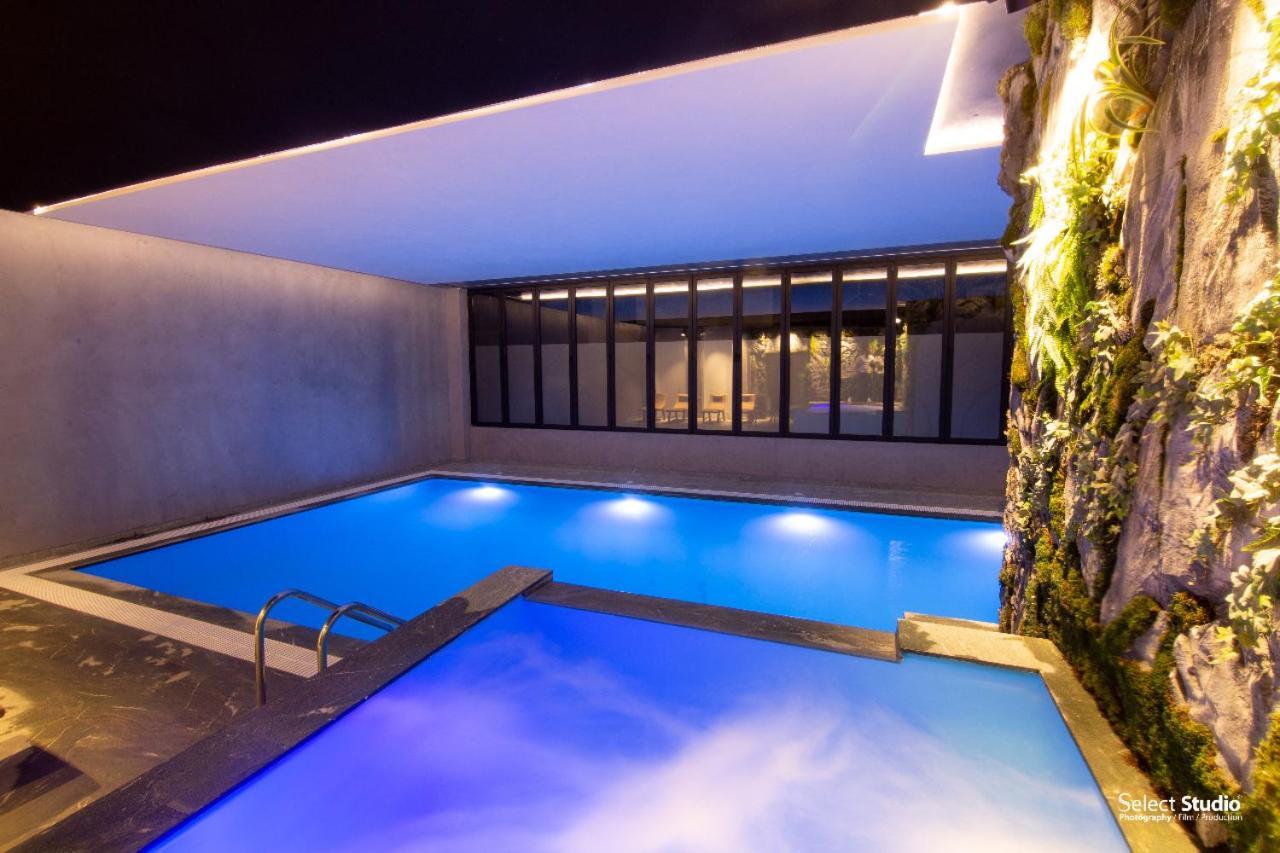 Hotel Kocibelli Pool & Spa Korce Buitenkant foto