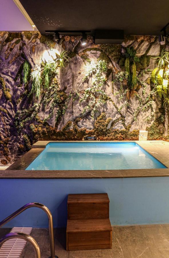 Hotel Kocibelli Pool & Spa Korce Buitenkant foto