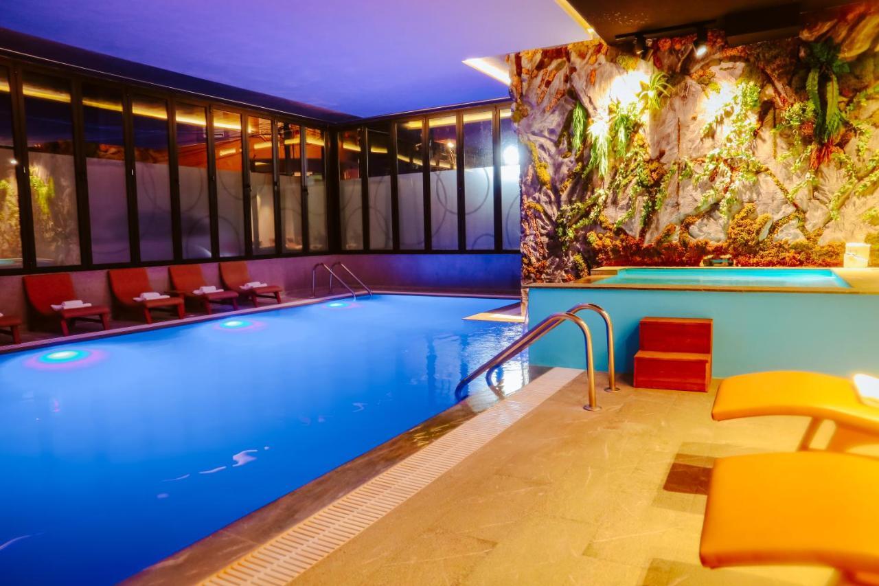 Hotel Kocibelli Pool & Spa Korce Buitenkant foto