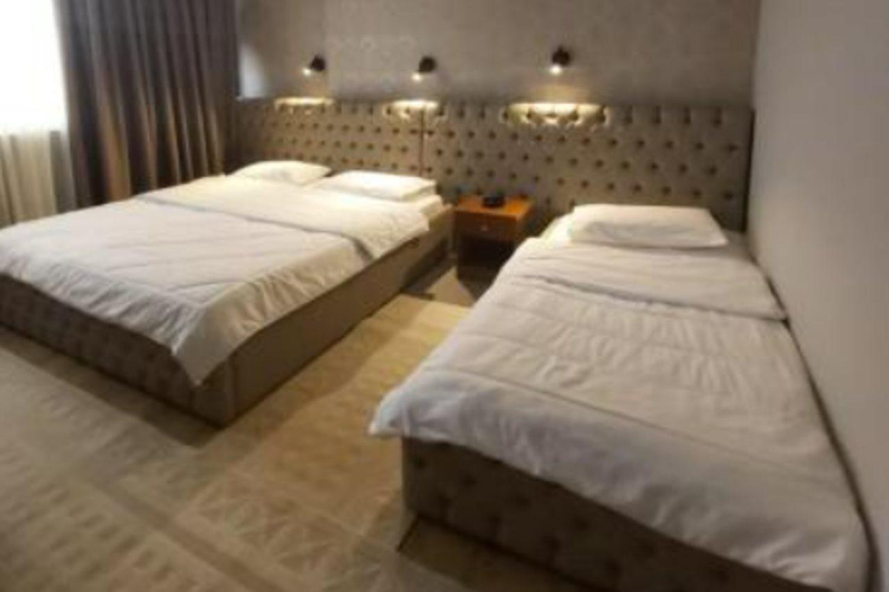 Hotel Kocibelli Pool & Spa Korce Buitenkant foto