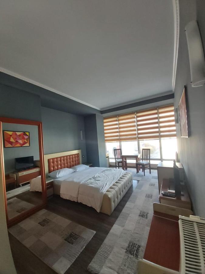 Hotel Kocibelli Pool & Spa Korce Buitenkant foto
