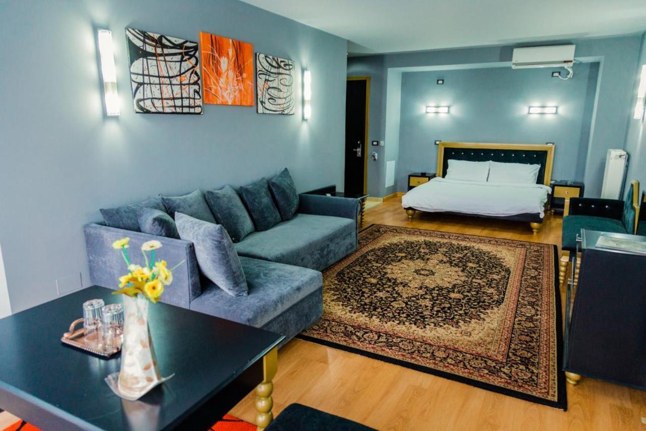 Hotel Kocibelli Pool & Spa Korce Buitenkant foto