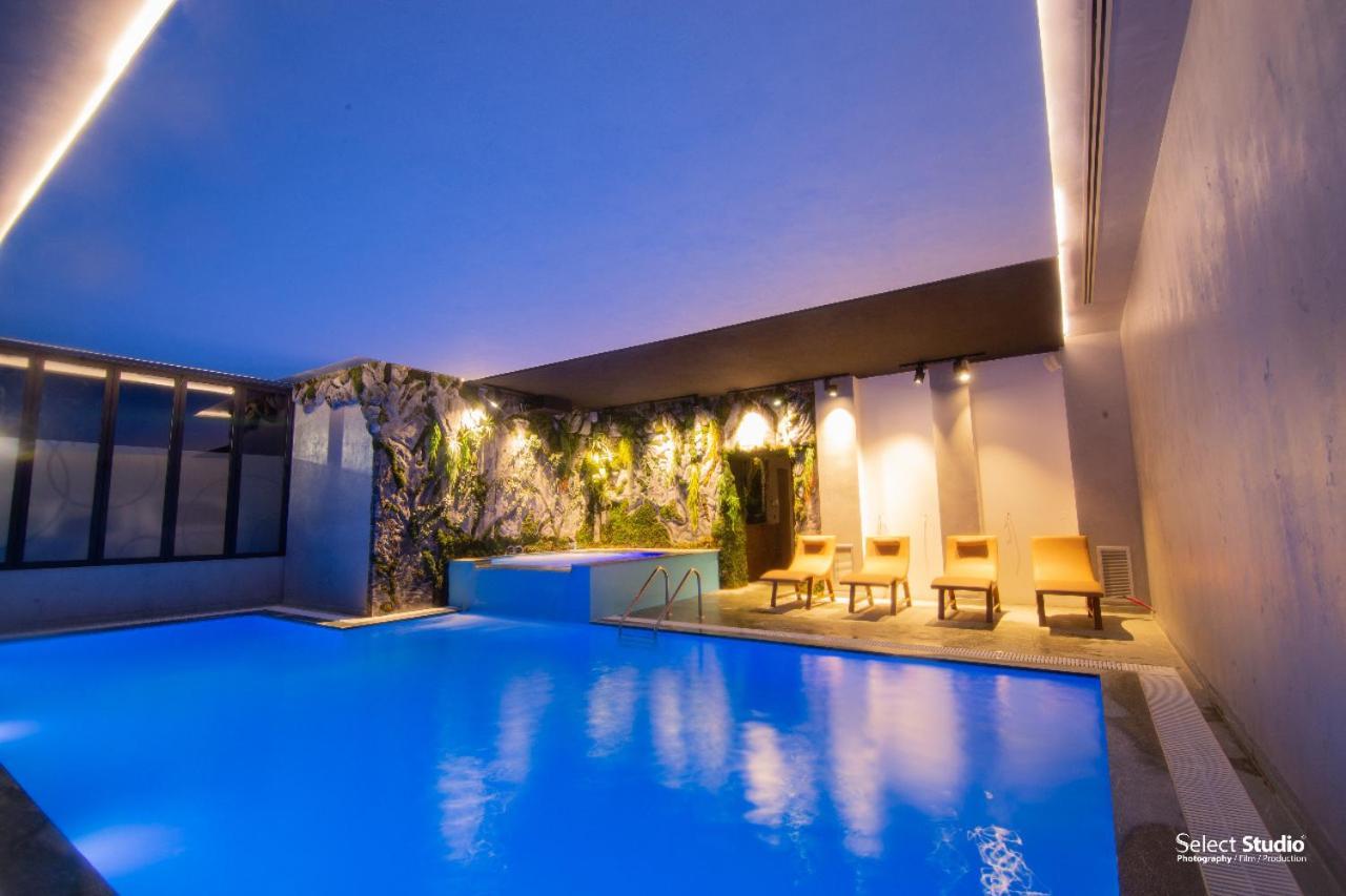 Hotel Kocibelli Pool & Spa Korce Buitenkant foto