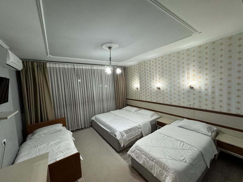 Hotel Kocibelli Pool & Spa Korce Buitenkant foto