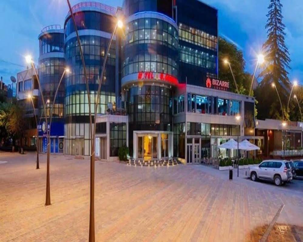 Hotel Kocibelli Pool & Spa Korce Buitenkant foto