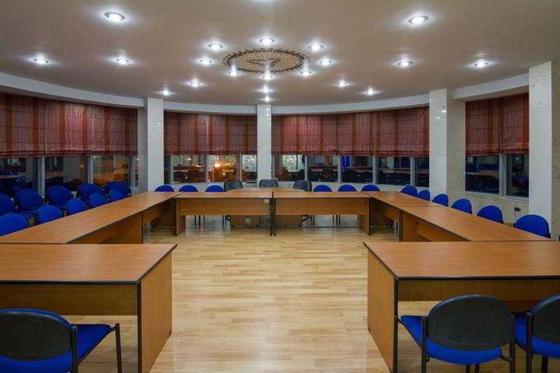 Hotel Kocibelli Pool & Spa Korce Buitenkant foto